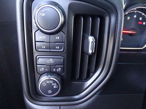 Used 2021 Chevrolet Silverado 1500 Custom Trail Boss w/ Safety Confidence Package image 16