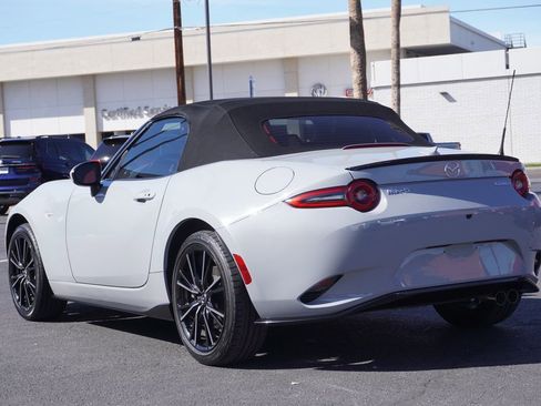 Used 2024 MAZDA MX-5 Miata Grand Touring w/ Appearance Package image 3