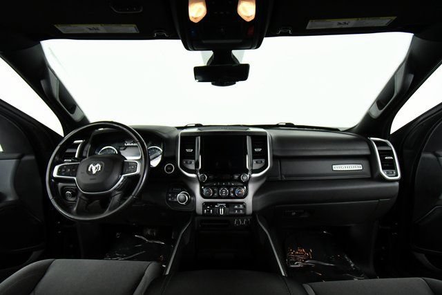 Used 2021 RAM 1500 Big Horn AWD/4WD image 18