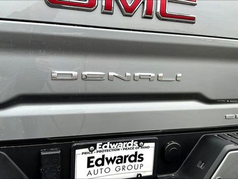 Used 2025 GMC Sierra 2500 Denali w/ Denali Reserve Package AWD/4WD image 25