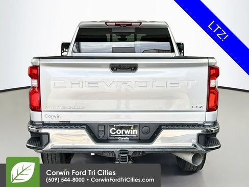 Used 2023 Chevrolet Silverado 3500 LTZ w/ LTZ Convenience Package AWD/4WD image 14