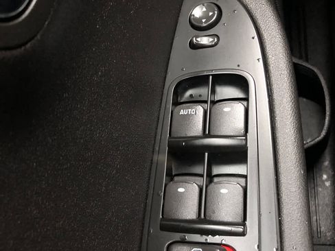 Used 2011 Chevrolet Malibu LT w/ Power Convenience Package image 17