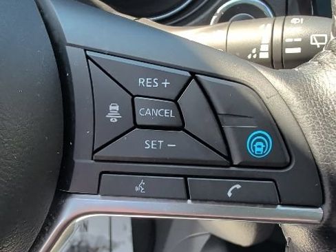 Used 2020 Nissan Rogue SV w/ Sun & Sound Touring Package AWD/4WD image 18
