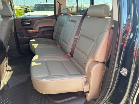 Used 2018 GMC Sierra 1500 SLT w/ Enhanced Driver Alert Package image 22