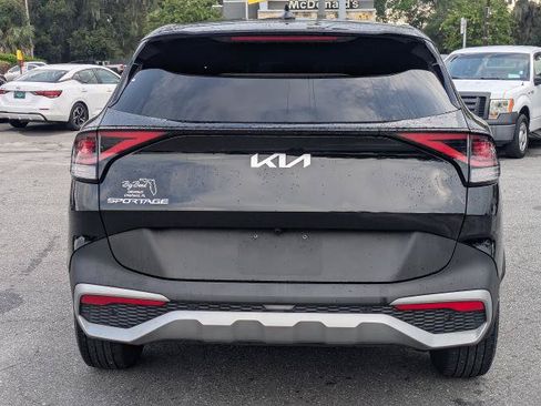 Used 2023 Kia Sportage EX FWD image 5