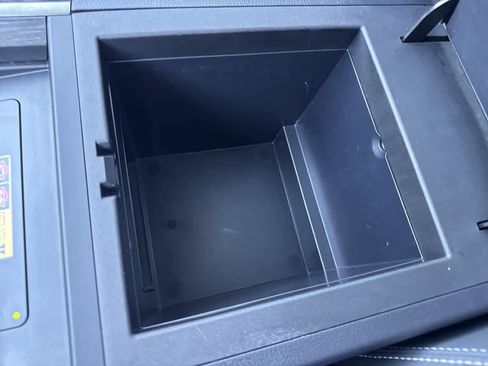 Used 2024 Lexus GX 550 w/ Accessory Package (2T) AWD/4WD image 21