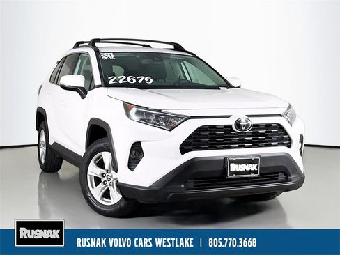 Used 2020 Toyota RAV4 XLE w/ Carpet Mat Package FWD image 1