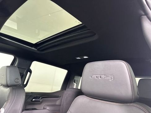 New 2026 GMC Sierra 1500 AT4 w/ AT4 Premium Package image 24