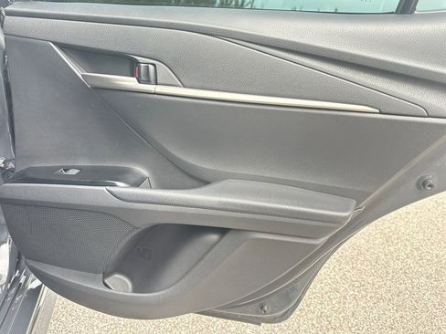 Used 2025 Toyota Camry SE image 31