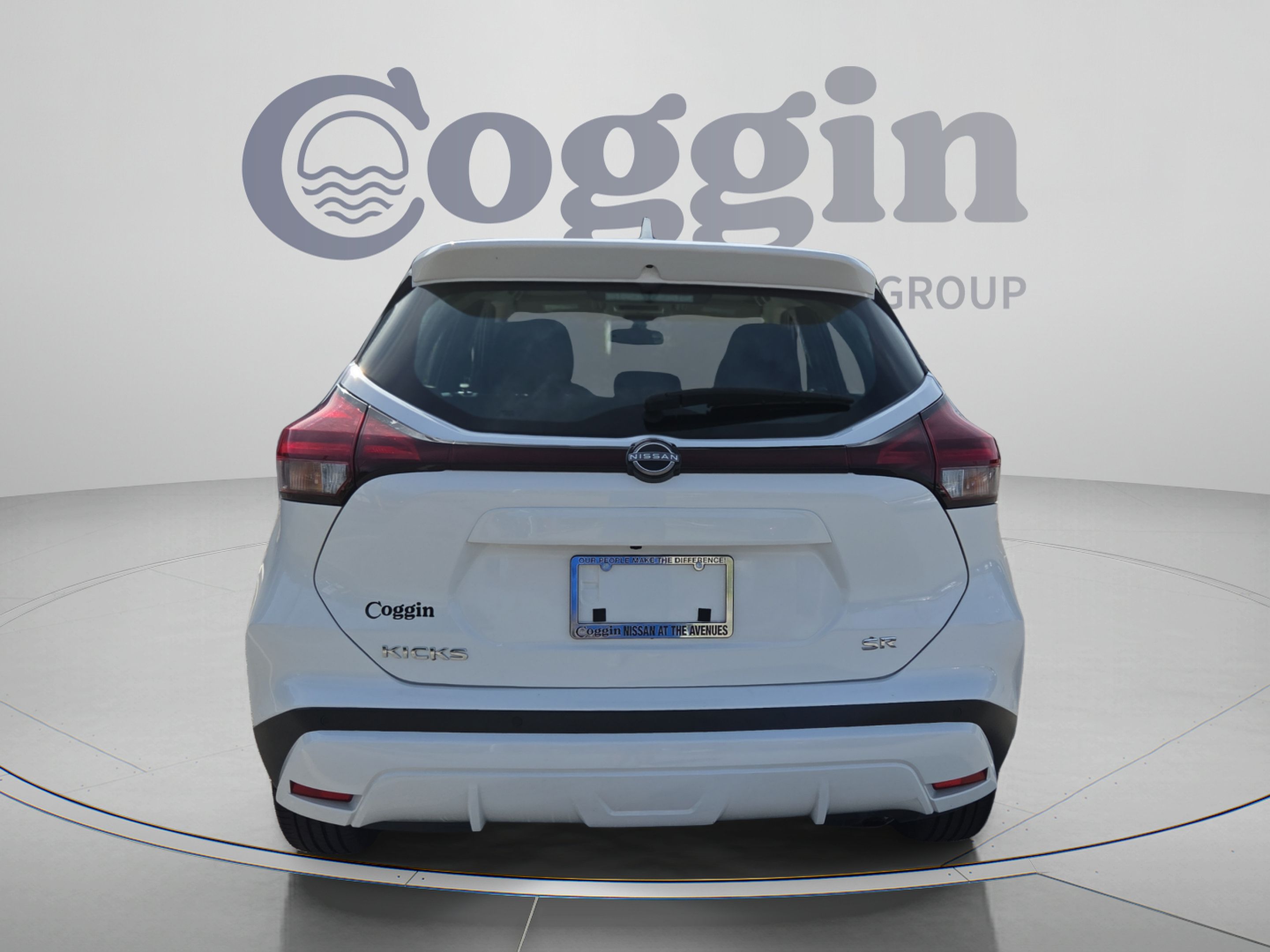Used 2024 Nissan Kicks SR FWD image 4