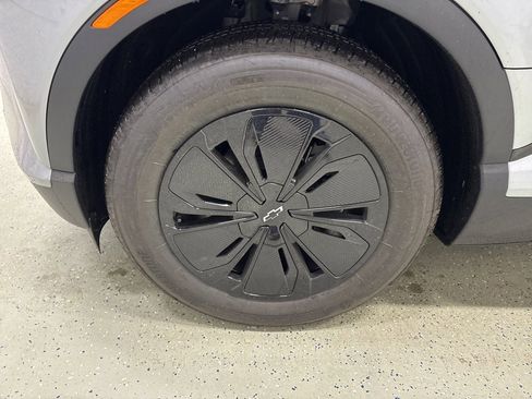 New 2026 Chevrolet Blazer EV LT image 8