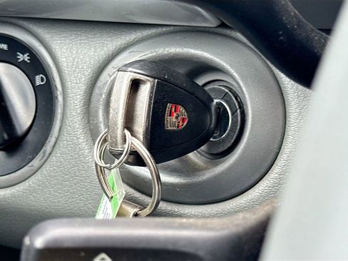 Used 2005 Porsche Boxster S image 18