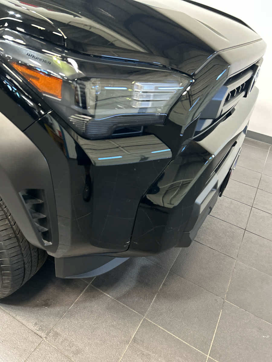 Used 2026 Toyota 4Runner SR5 AWD/4WD image 4