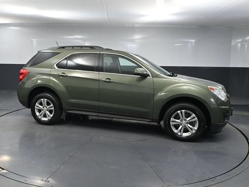 Used 2015 Chevrolet Equinox LT w/ Driver Convenience Package FWD image 3