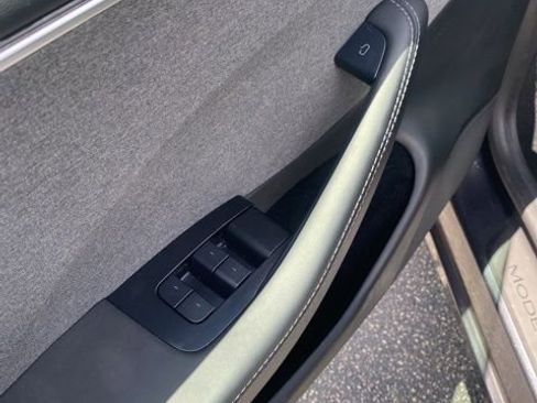 Used 2024 Tesla Model 3 Long Range RWD image 13