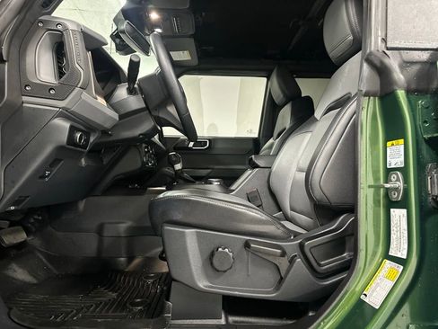 Used 2024 Ford Bronco Everglades image 19