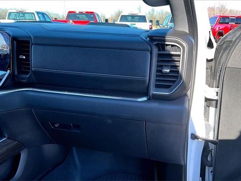 Used 2024 Chevrolet Silverado 1500 LT Trail Boss w/ LT Trail Boss Premium Package image 27