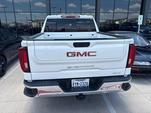 Used 2021 GMC Sierra 1500 SLT AWD/4WD image 4