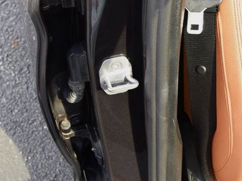 Used 2017 BMW 530i xDrive image 45