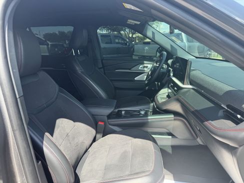 Certified 2025 Ford Explorer ST w/ Sun And Sound Package AWD/4WD image 36