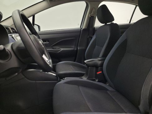 Used 2024 Nissan Versa SV FWD image 17