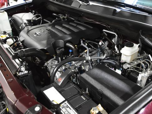 Used 2017 Toyota Sequoia SR5 image 64