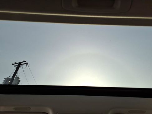 Used 2019 Lexus ES 350 w/ Premium Package image 12