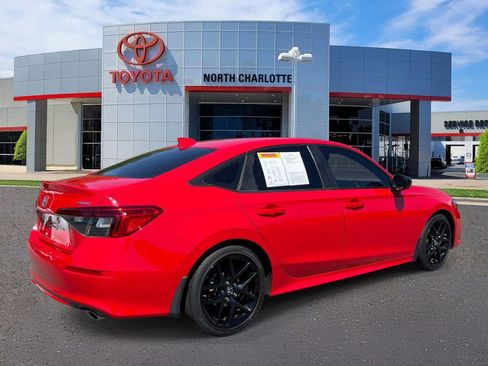 Used 2022 Honda Civic Sport image 6