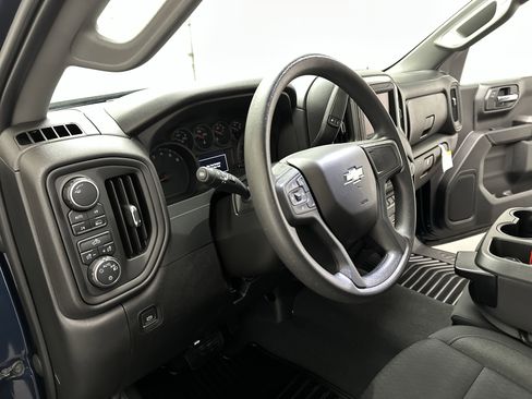 Used 2022 Chevrolet Silverado 1500 Custom w/ LPO, Dark Essentials Package AWD/4WD image 17
