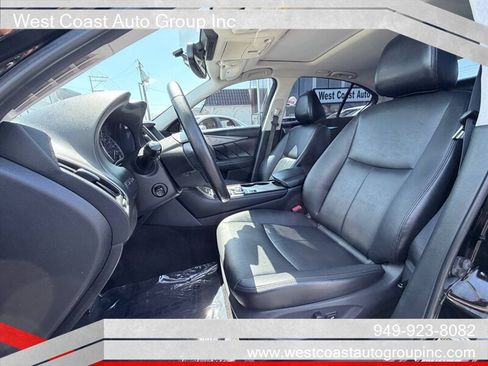 Used 2016 INFINITI Q50 3.0t Premium w/ Driver Assistance Package RWD image 8