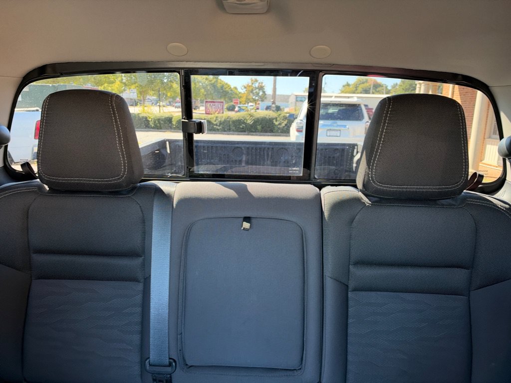 Used 2022 Nissan Frontier SV w/ Technology Package RWD image 17