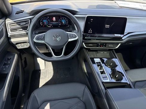 New 2026 Volkswagen Atlas Cross Sport SE image 9