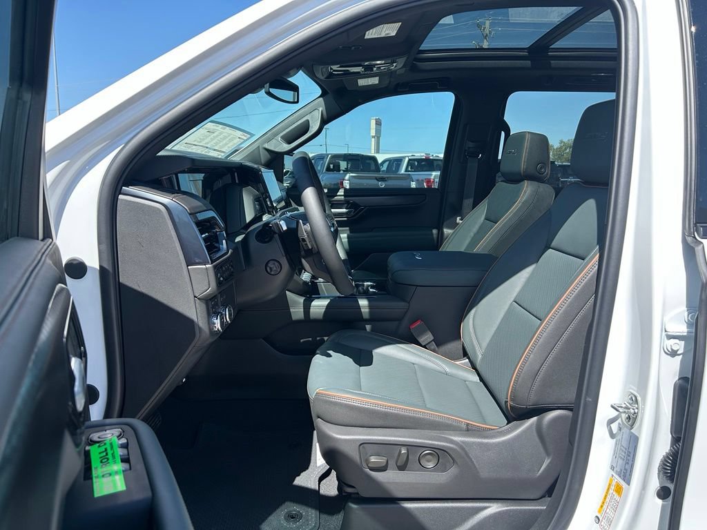 New 2026 GMC Yukon XL AT4 AWD/4WD image 10