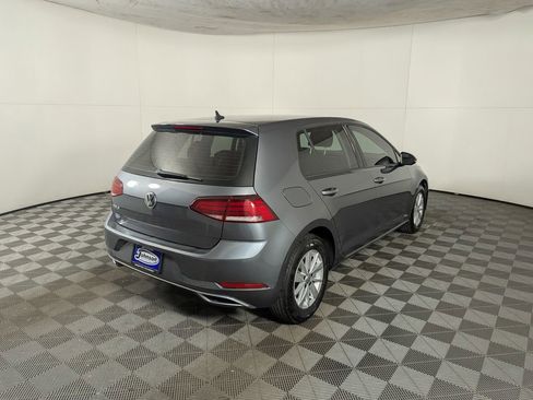 Used 2019 Volkswagen Golf S image 8