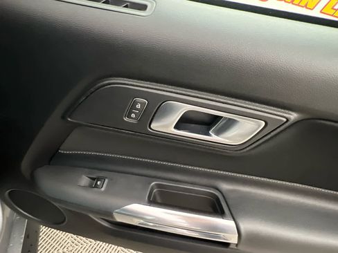 Used 2021 Ford Mustang EcoBoost image 21