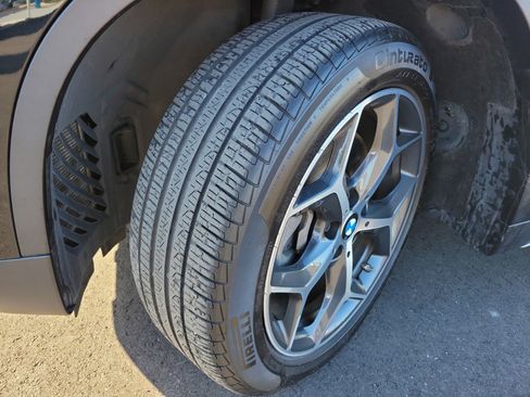 Used 2018 BMW X1 xDrive28i image 11