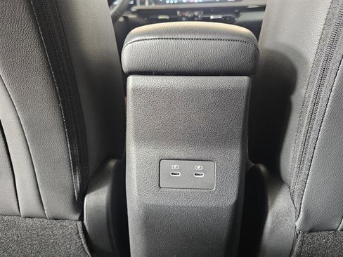 New 2026 Nissan Kicks SR w/ Cold Weather Package image 37