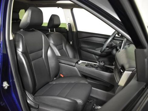 Used 2024 Nissan Rogue SV w/ SV Premium Package FWD image 33