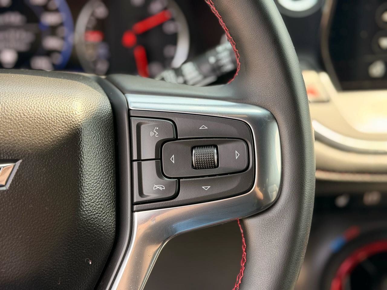 Used 2023 Chevrolet Blazer RS AWD/4WD image 27