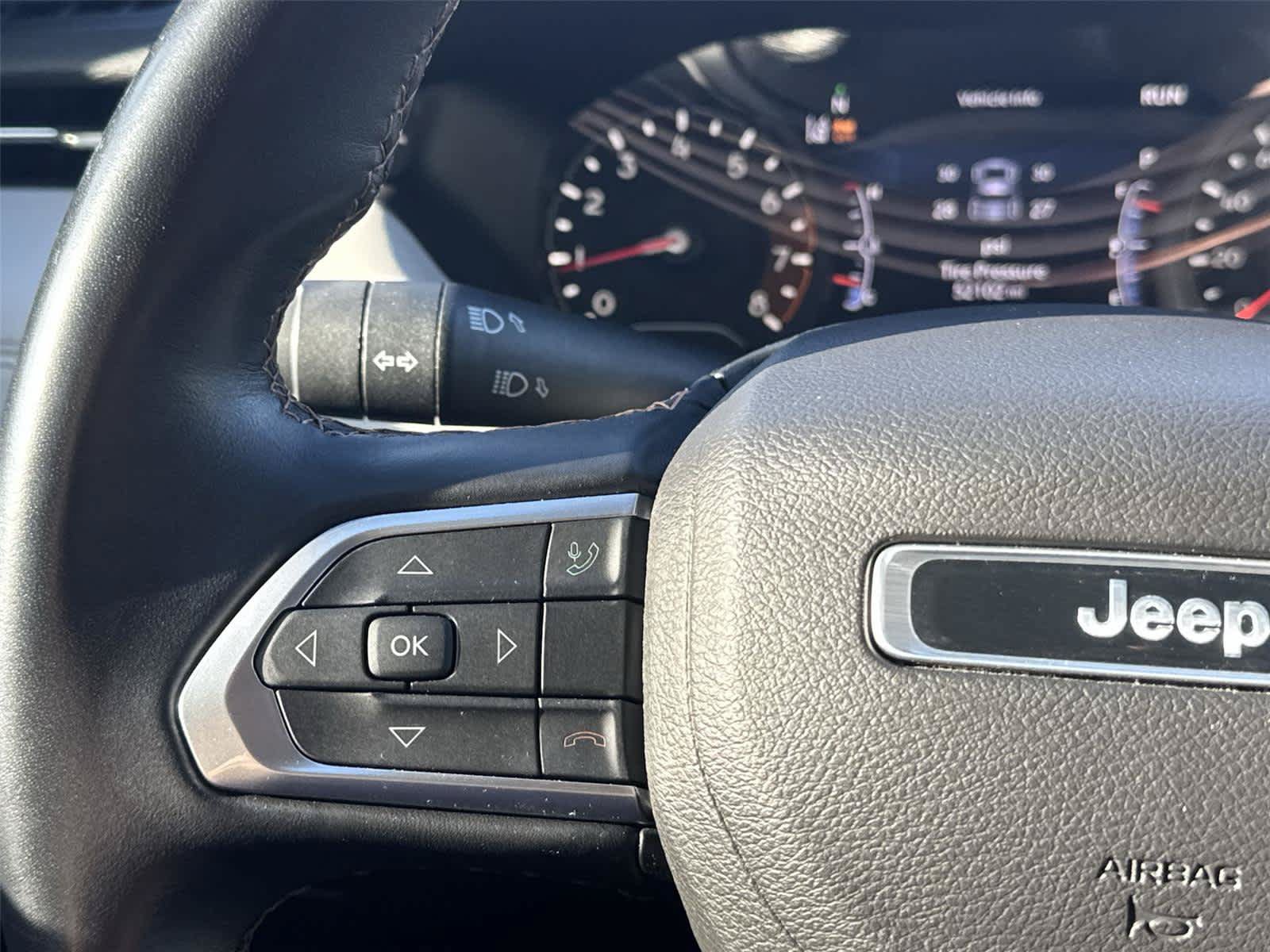 Used 2022 Jeep Compass Limited AWD/4WD image 17