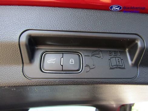 Certified 2024 Ford Explorer XLT w/ Equipment Group 202A AWD/4WD image 27