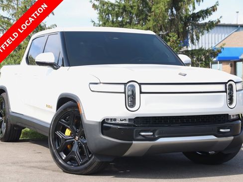 Used 2022 Rivian R1T Adventure image 1