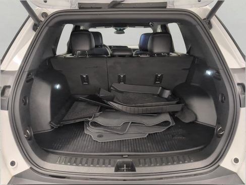 Used 2026 Chevrolet Equinox LT w/ Convenience Package II AWD/4WD image 15