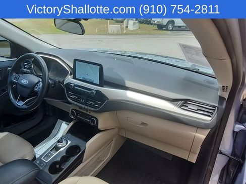 Used 2022 Ford Escape SEL w/ Technology Package FWD image 36