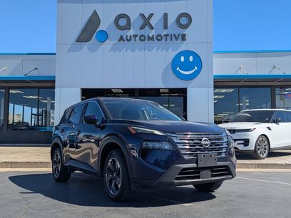 Used 2025 Nissan Rogue SV