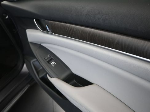 Used 2020 Honda Accord EX-L image 23
