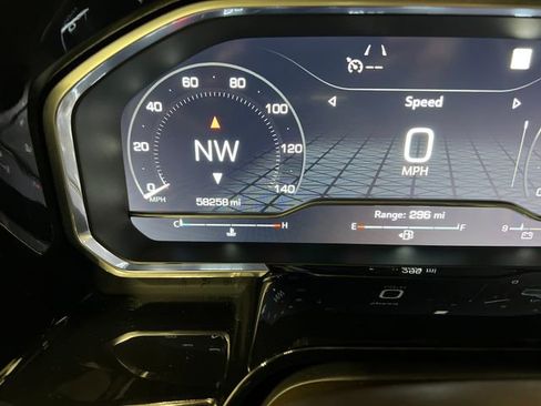 Certified 2022 GMC Sierra 1500 SLT w/ SLT Premium Package image 12