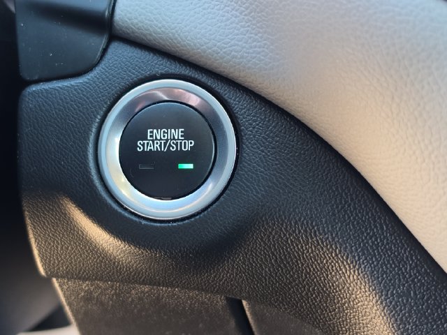 Used 2023 Chevrolet Equinox LS w/ LS Convenience Package FWD image 29