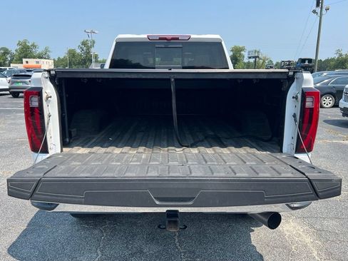 Used 2025 GMC Sierra 2500 SLT w/ SLT Premium Package AWD/4WD image 8