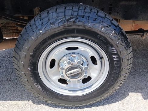 Used 2023 Ford F250 XL w/ XL Driver Assist Package AWD/4WD image 58